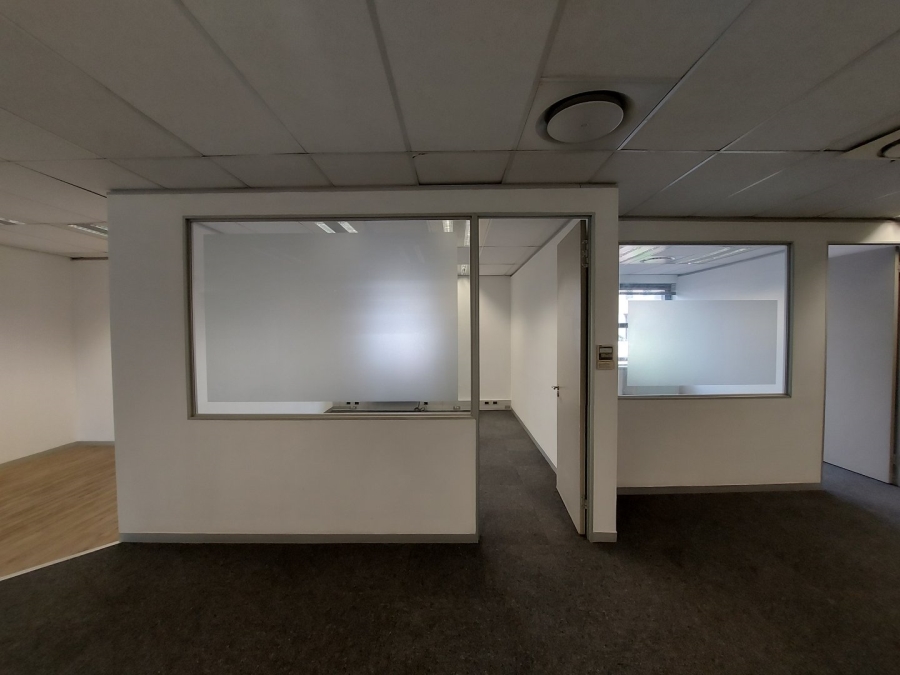 To Let commercial Property for Rent in Mowbray Western Cape